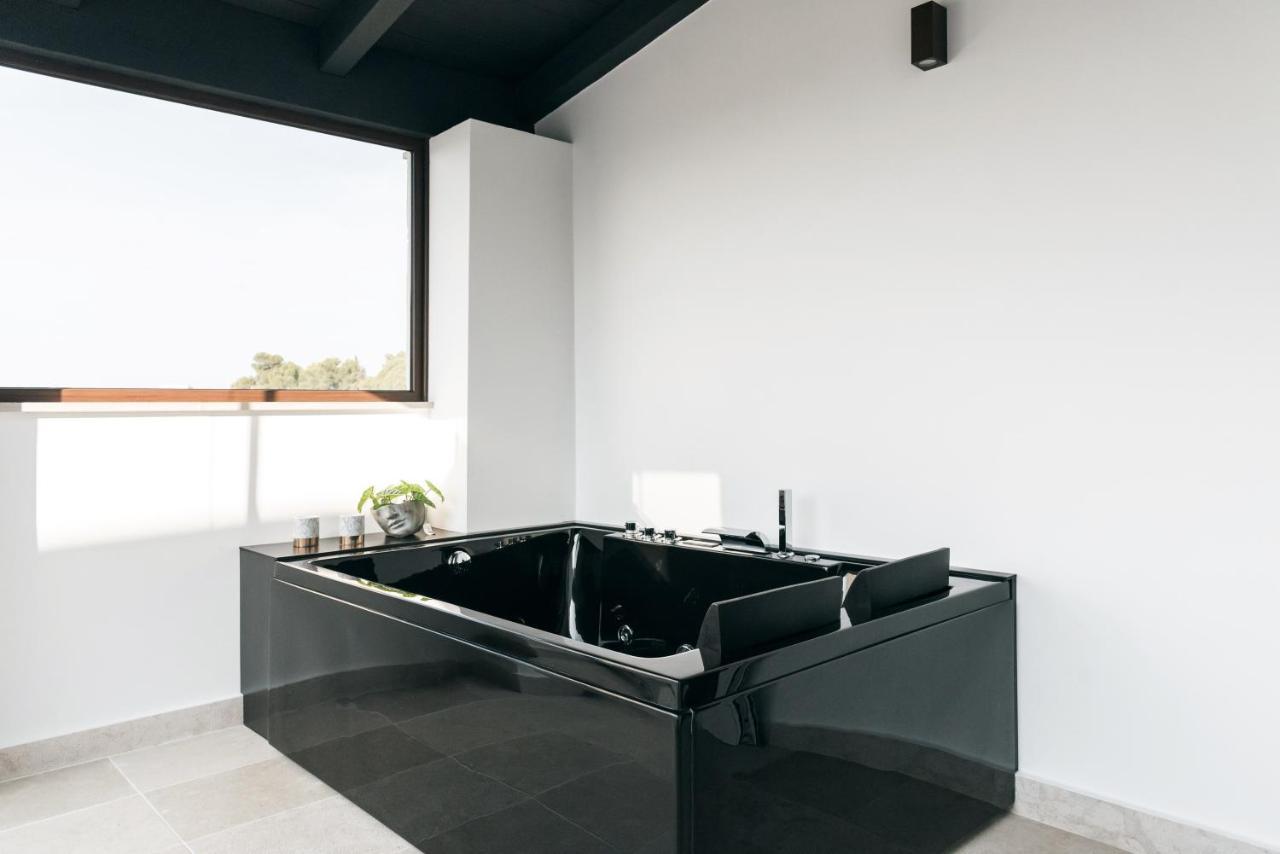 Villa Pesce 1820 Residenza D'Epoca & Spa Каноза-ді-Пулья Екстер'єр фото